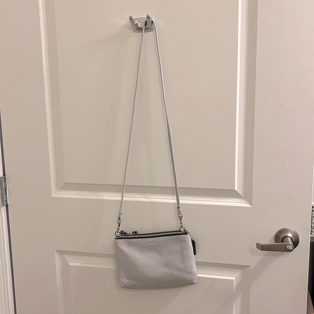 COACH | Triple Zipper Cross Body Bag